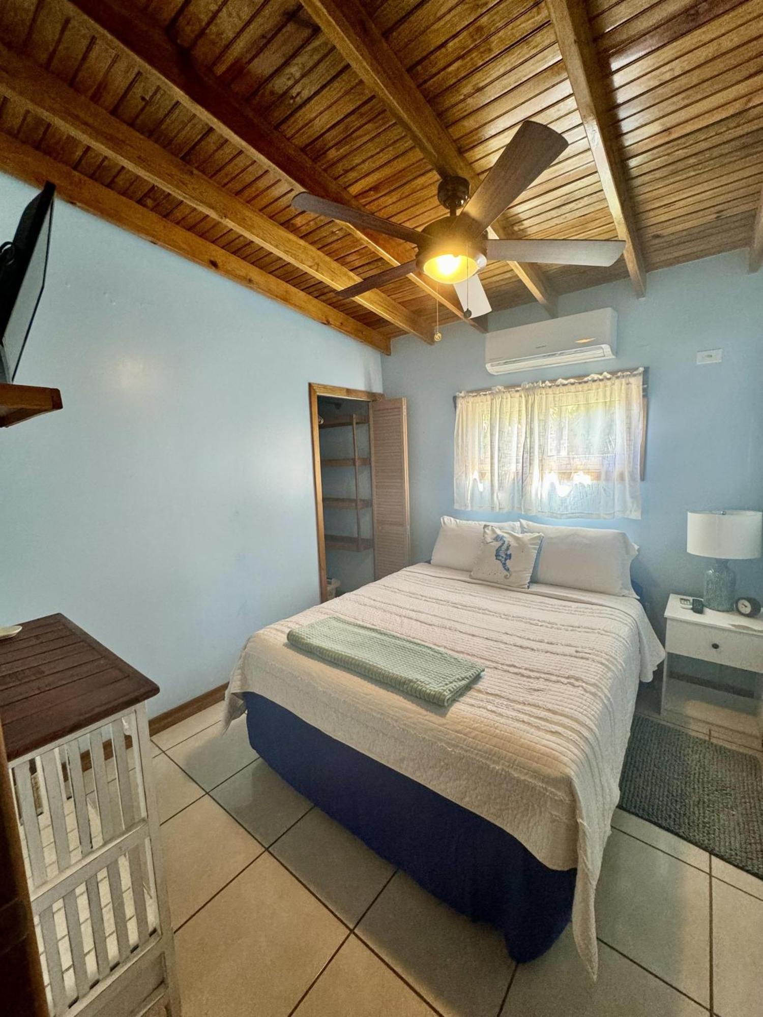 Blue Bahia Resort Sandy Bay Екстериор снимка